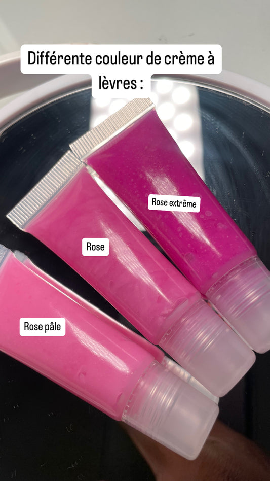Crème à lèvres rosé réparatrice